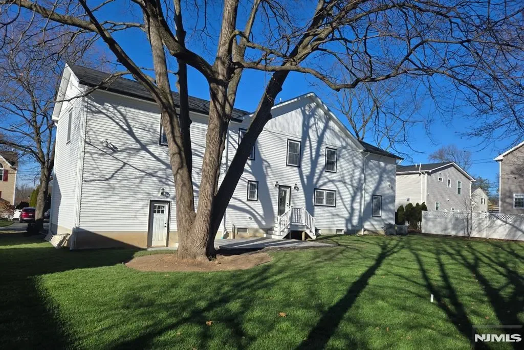 44 4th Avenue, Roseland, NJ 07068, Roseland, New Jersey, United States. - Photo 42