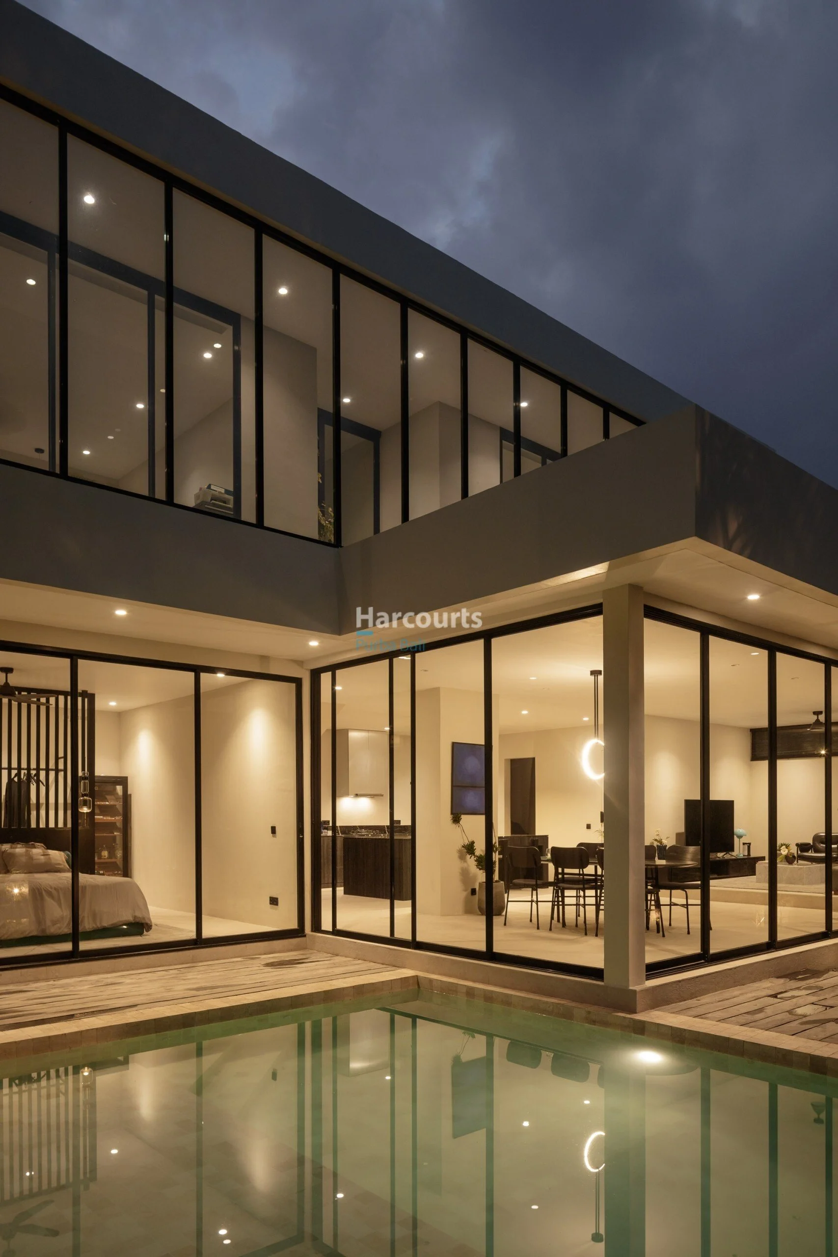 Exterior photo 5