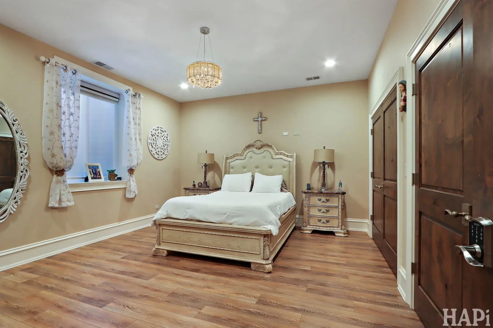 Gallery photo 10