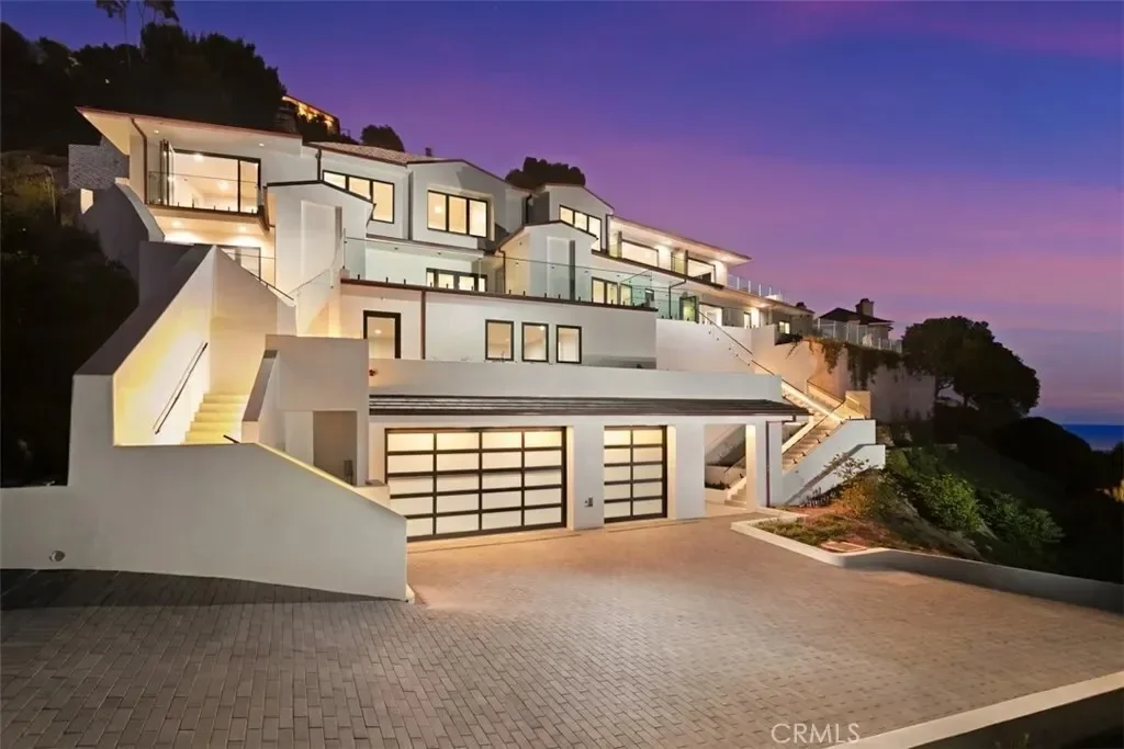 31 N Vista De Catalina, Laguna Beach, California, United States. - Photo 34