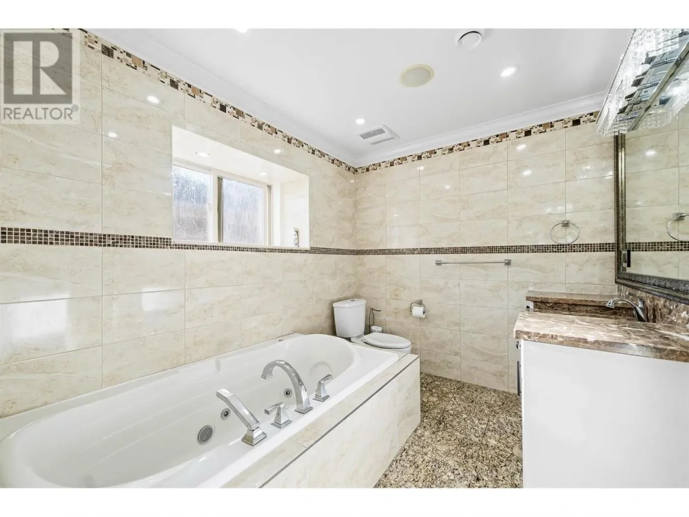 1060 E 61ST AVENUE, Vancouver, British Columbia, Canada. - Photo 17