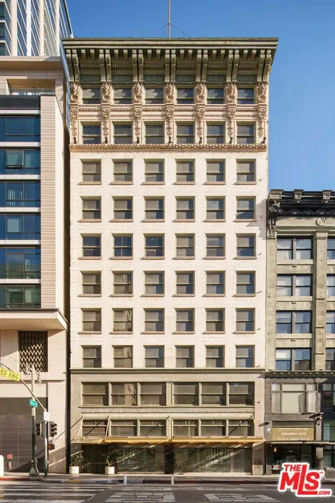 424 S Broadway, Los Angeles, California, United States. - Photo 25