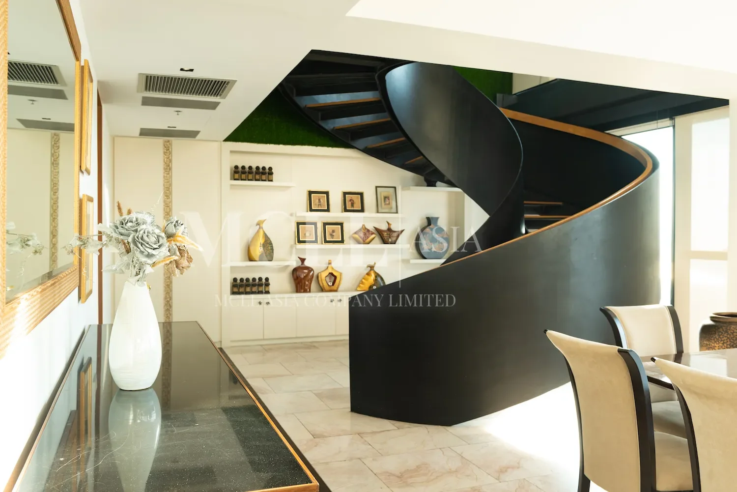 Gallery photo 3