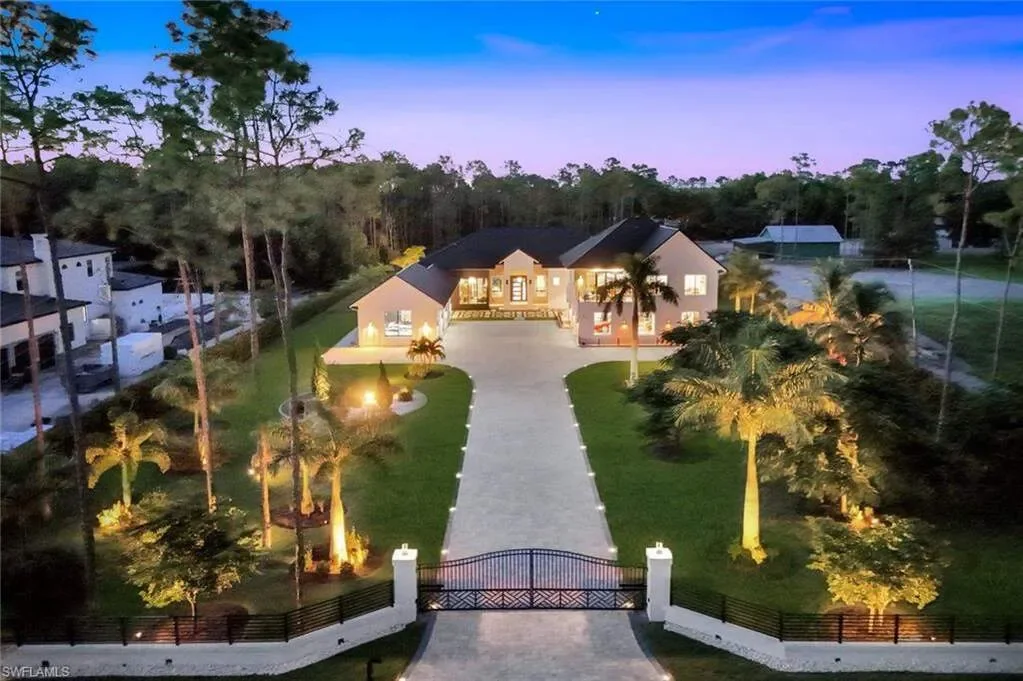 6677 Hunters RD, Naples, FL, 34109, USA, Naples, Florida, United States. - Photo 44