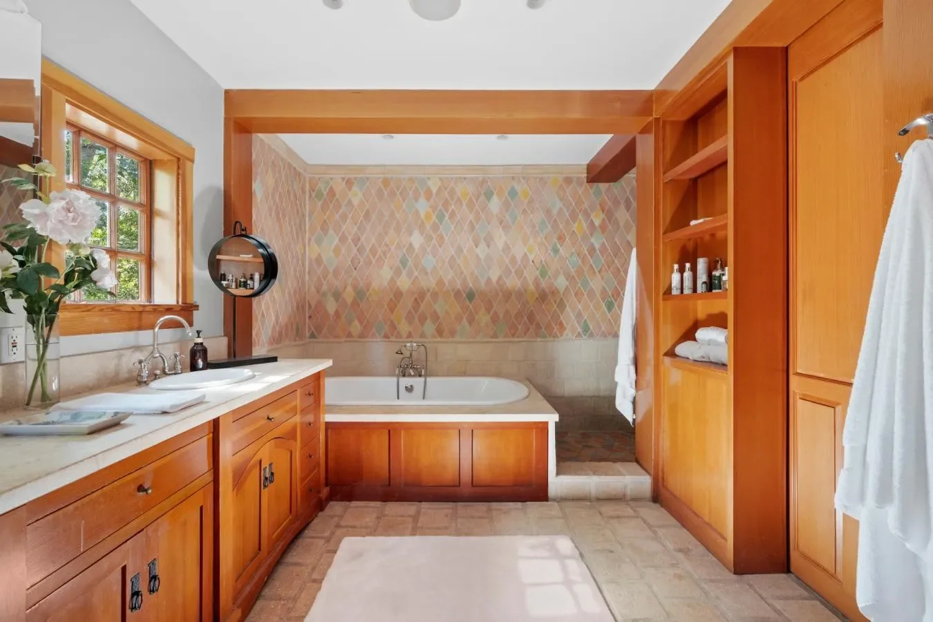 4750 Encino Avenue, Los Angeles, California, United States. - Photo 30