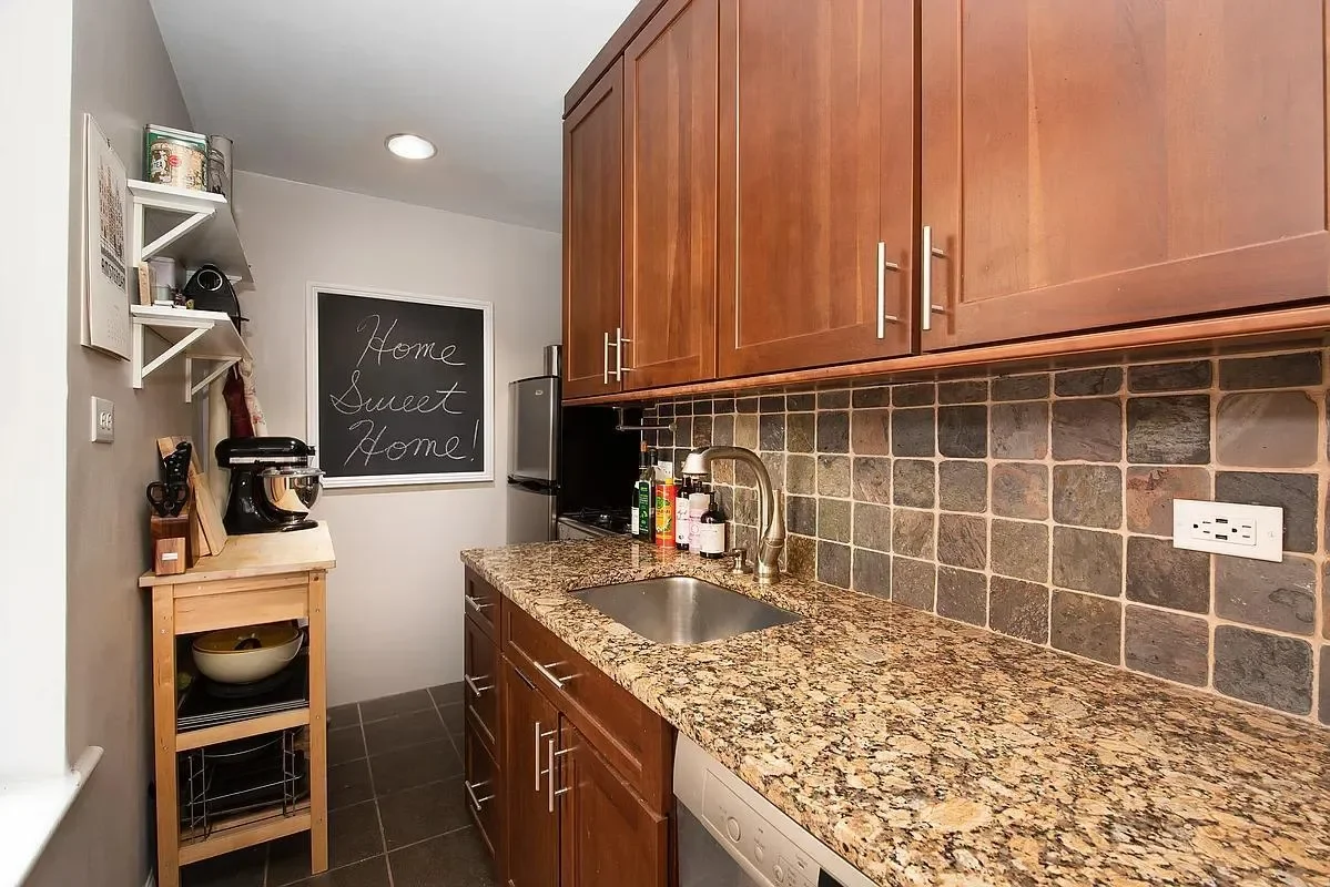741 W END AVE, New York, New York, United States. - Photo 4