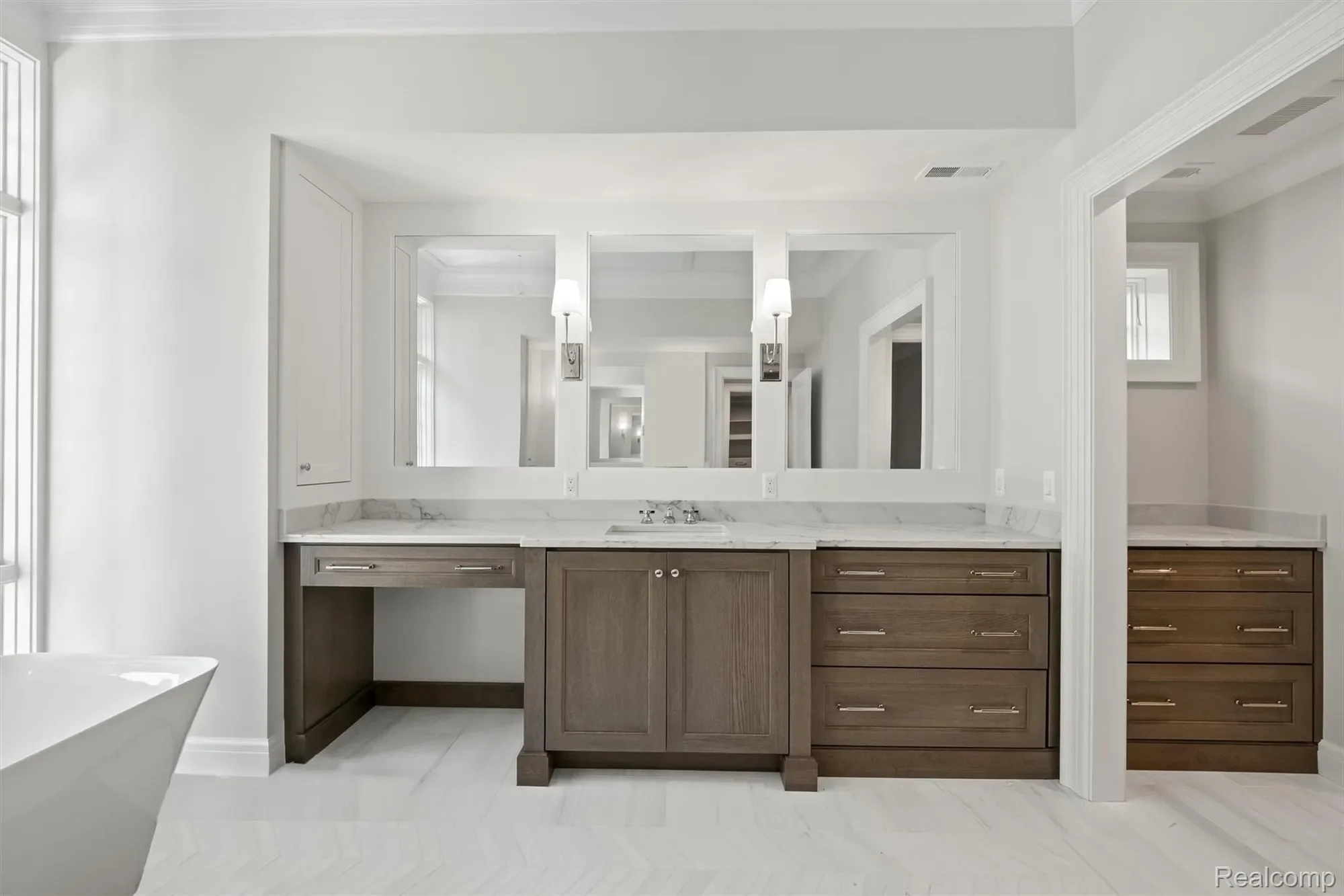 329 Linden Road, Birmingham, MI 48009, Birmingham, Michigan, United States. - Photo 9