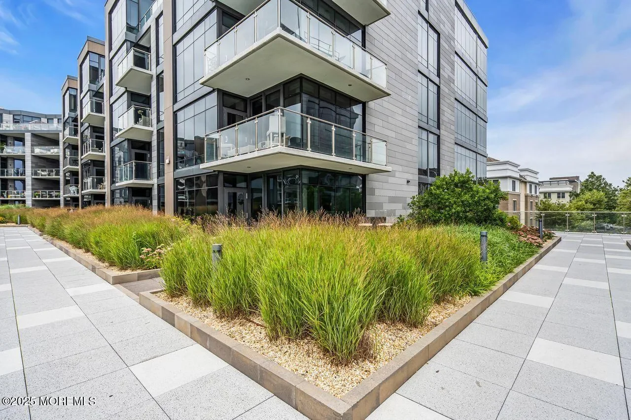 30 Melrose Terrace Unit 209, Long Branch, NJ 07740, Long Branch, New Jersey, United States. - Photo 3