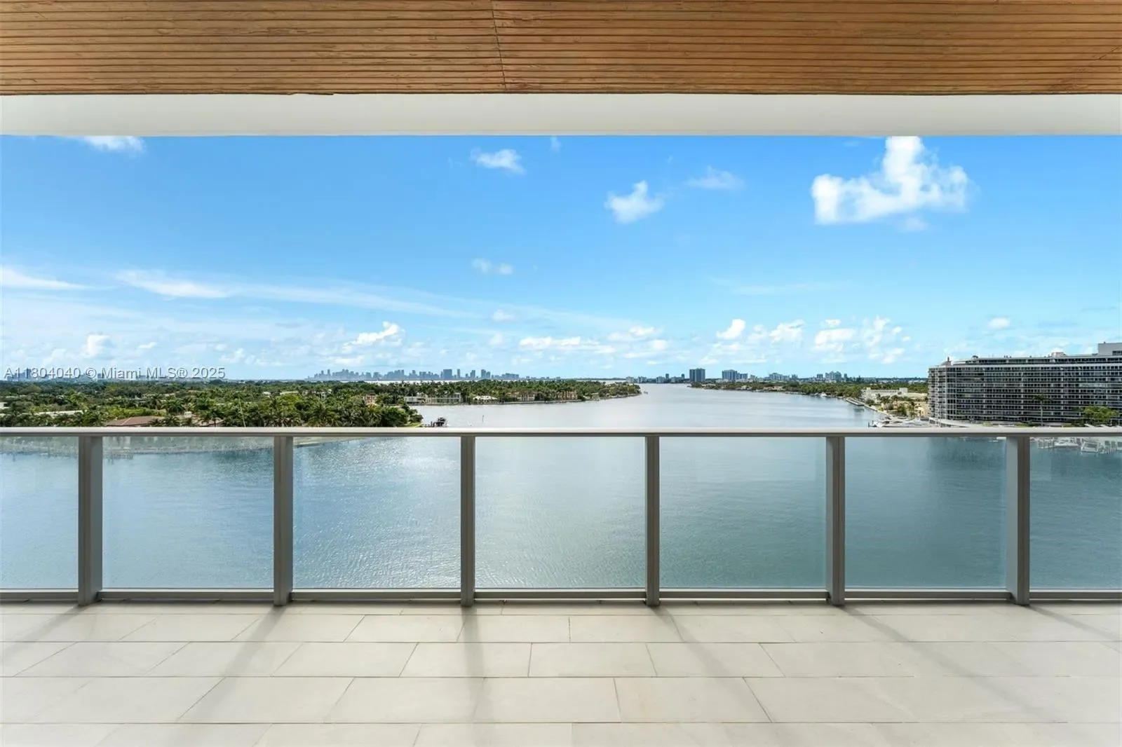 6800 Indian Creek Dr 7B, Miami Beach, Florida, United States. - Photo 2