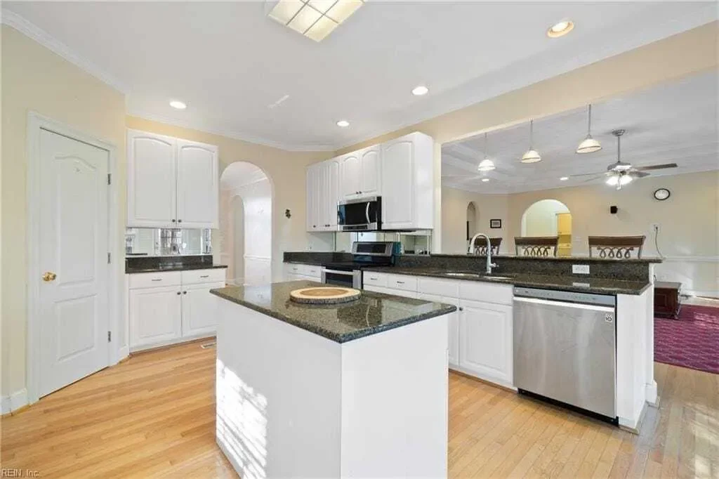 Gallery photo 10