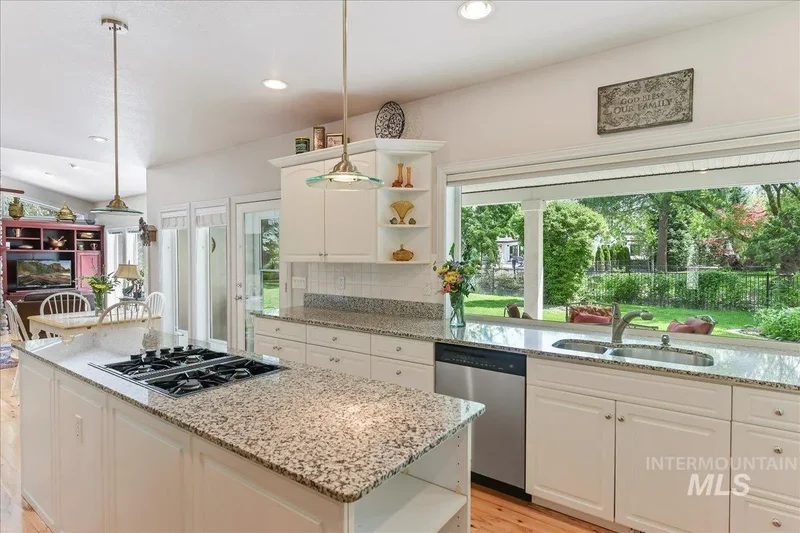5130 N Lakemont Ln, Garden City, ID 83714, Boise, Idaho, United States. - Photo 20