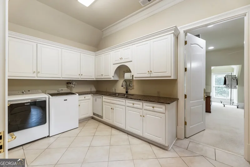 1075 Carnoustie Lane, Alpharetta, GA 30005, Alpharetta, Georgia, United States. - Photo 82