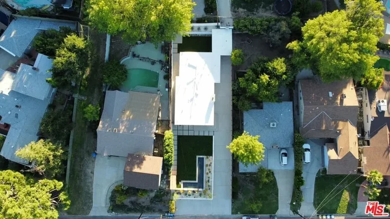 5005 Catalon Avenue, Los Angeles, California, United States. - Photo 46