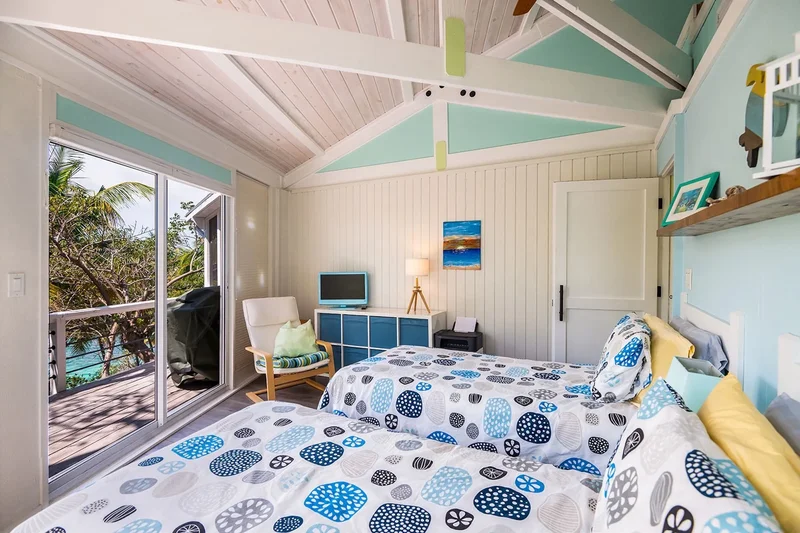 Hummingbird Treehouse , Green Turtle Cay, Treasure Cay, Central Abaco, The Bahamas. - Photo 17