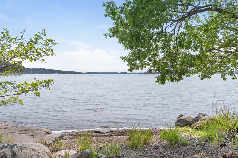 Kurö, Orrholmen