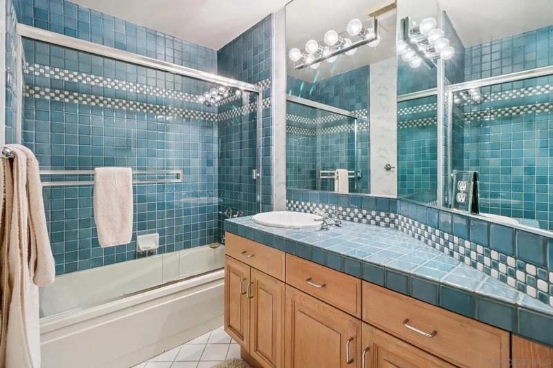 1295 W Redwood St, San Diego, California, United States. - Photo 48