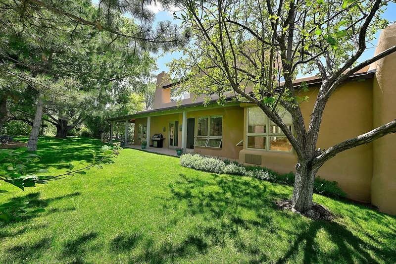 1021 Old Santa Fe Trail, Santa Fe, NM 87505, Santa Fe, New Mexico, United States. - Photo 27