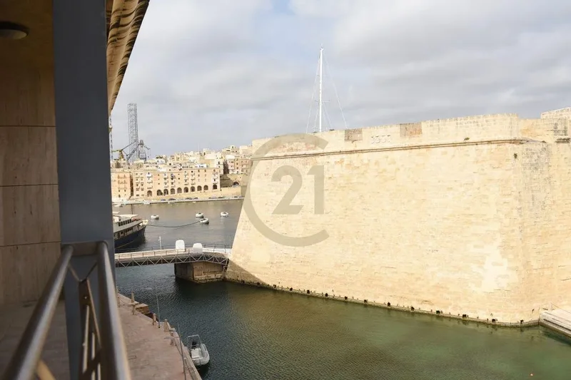 Birgu, Malta. - Photo 13