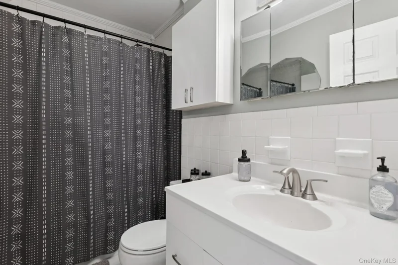 12 Gail Court, Kings Park, NY 11754, Kings Park, New York, United States. - Photo 15