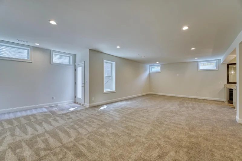 6715 Old Chesterbrook Road , Mclean, VA 22101, McLean, Virginia, United States. - Photo 39