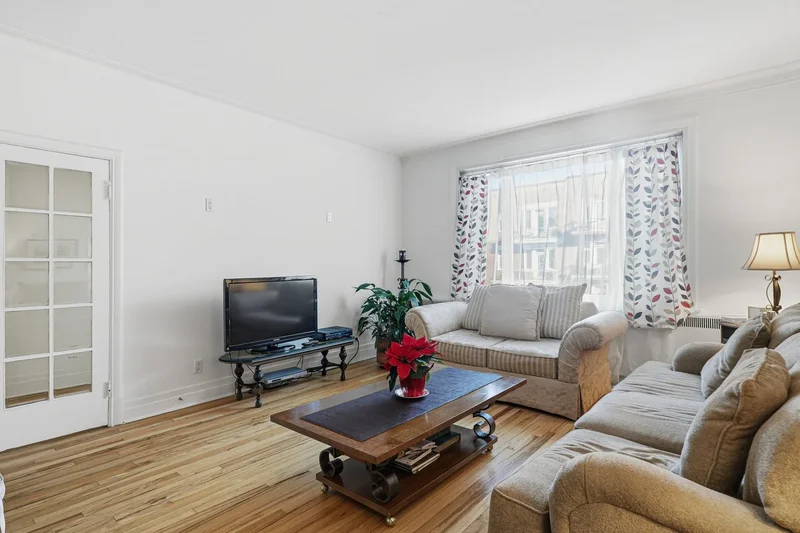 840 Av. Dollard, Montréal, Quebec, Canada. - Photo 11