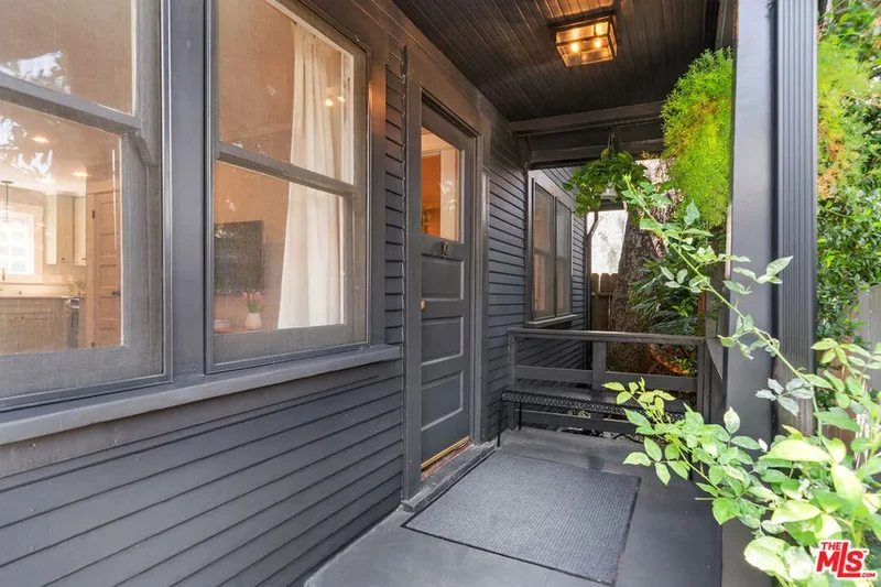 1233 N Genesee Avenue, Los Angeles, California, United States. - Photo 33