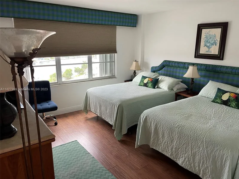 5151 Collins Ave 1523, Miami Beach, Florida, United States. - Photo 12