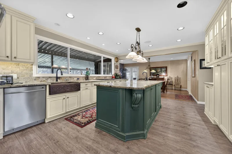 300 Circle Road , Muttontown, NY 11791, Muttontown, New York, United States. - Photo 2