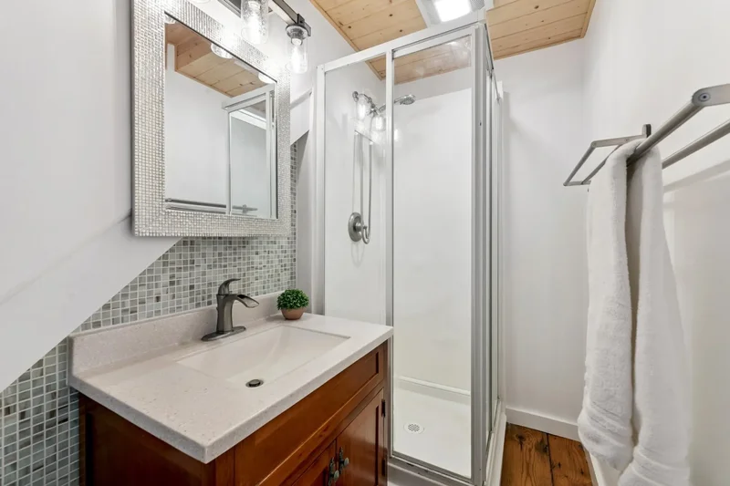 7594 & 7598 River Road, Truckee, California, United States. - Photo 18