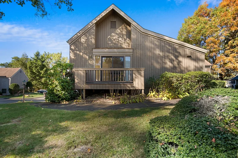 543 North Trail B, Stratford, CT 06614, Stratford, Connecticut, United States. - Photo 27