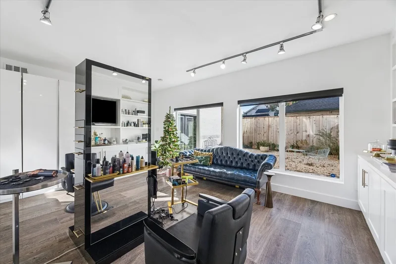 1919 Missouri Street, Houston, TX 77019, Houston, Texas, United States. - Photo 5
