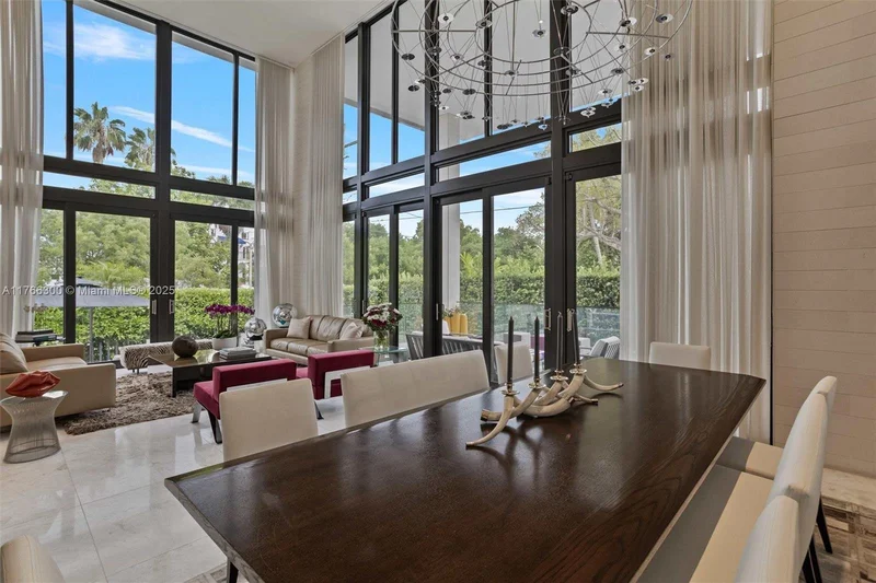 610 Harbor Cir, Key Biscayne, Florida, United States. - Photo 5