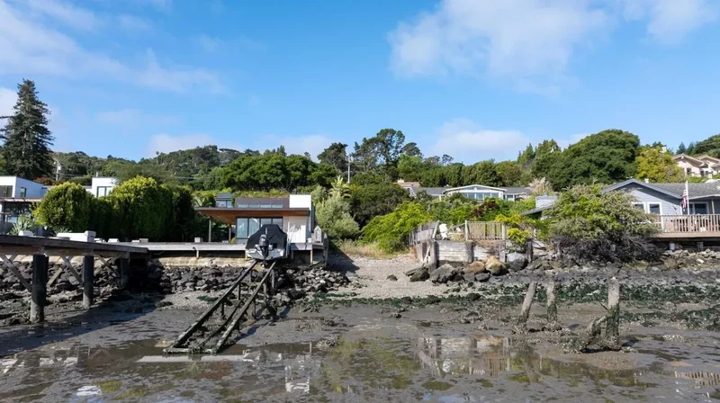 4980 Paradise Drive, Tiburon, California, United States. - Photo 16