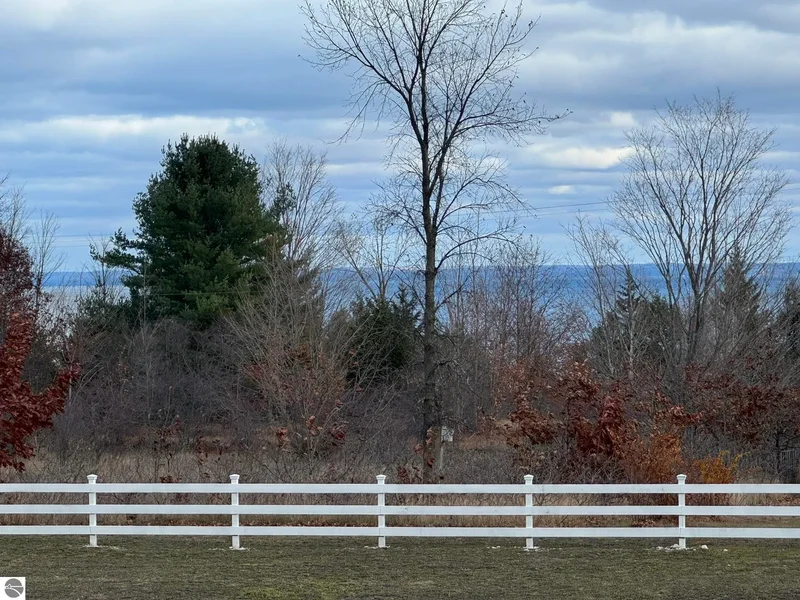 750 N Dumas Road, Suttons Bay, MI, 49682, USA, Suttons Bay, Michigan, United States. - Photo 81