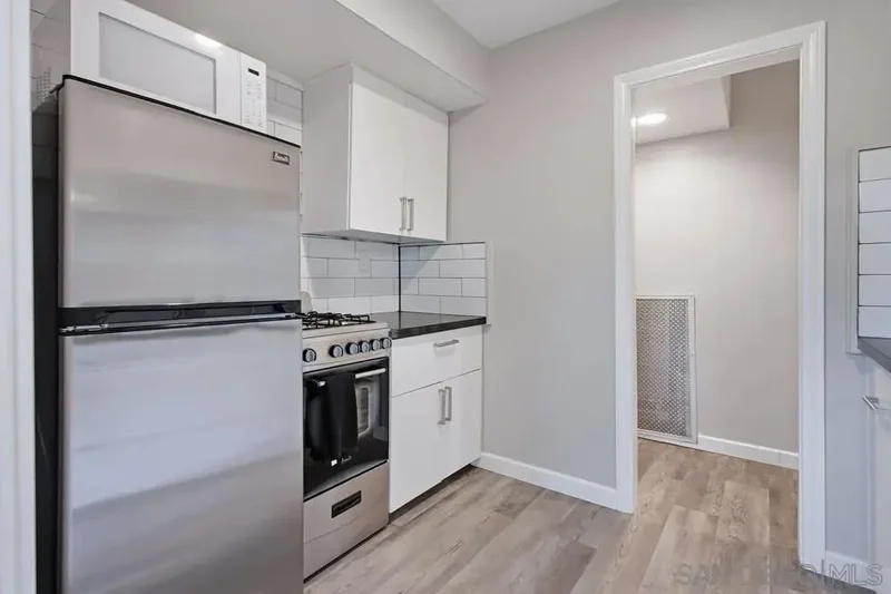 6121 La Pintura, San Diego, California, United States. - Photo 39