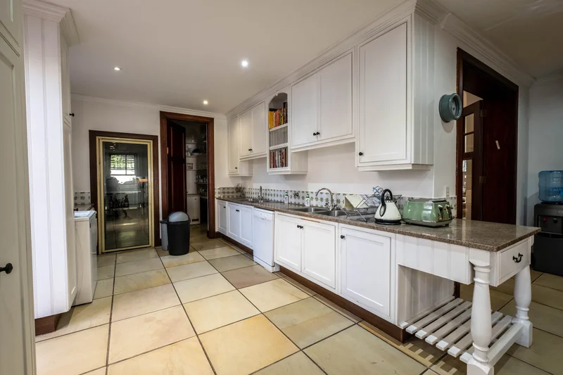 13 5th St, Houghton Estate, Johannesburg, 2198, South Africa, Johannesburg, Gauteng, South Africa. - Photo 31