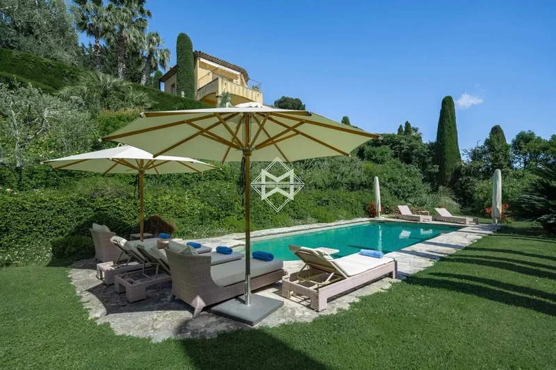 Mougins, Provence-Alpes-Côte d'Azur, France. - Photo 5