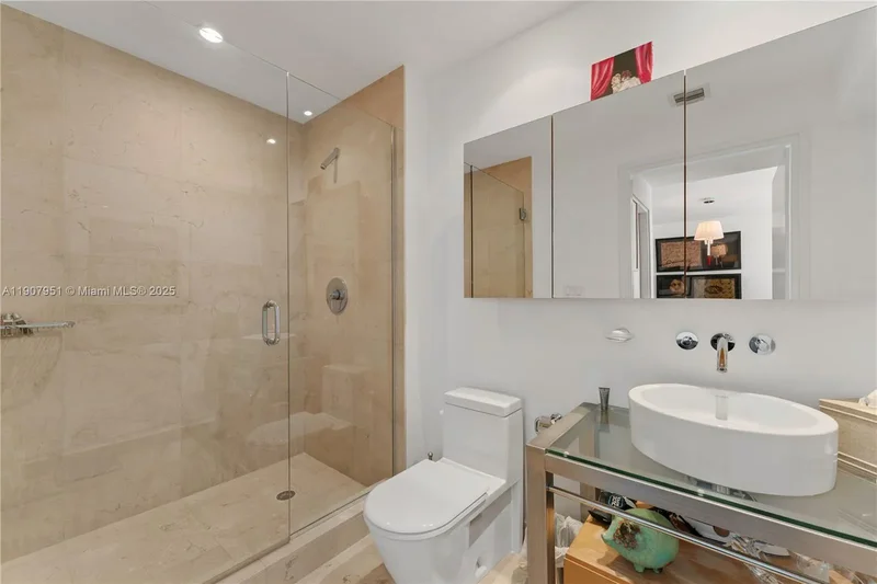 6000 Indian Creek Dr PH 2501, Miami Beach, Florida, United States. - Photo 16