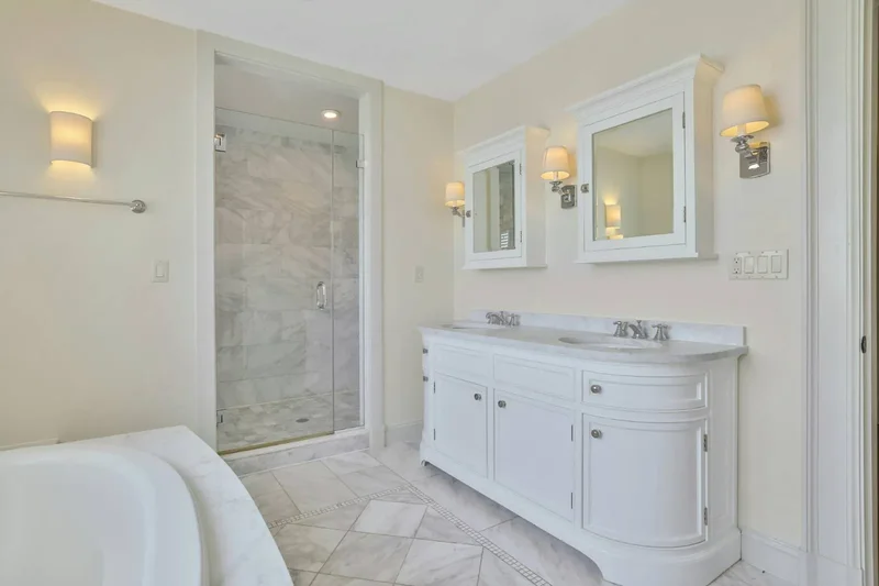 5041 Goodridge Avenue, New York, New York, United States. - Photo 10