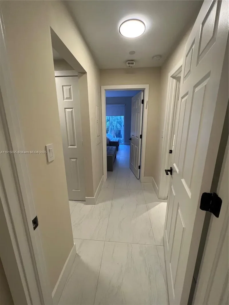 3900 Island Blvd B308, Golden Beach, Florida, United States. - Photo 21