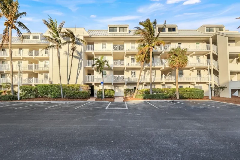 Where Coastal Charm Meets Modern Comfort