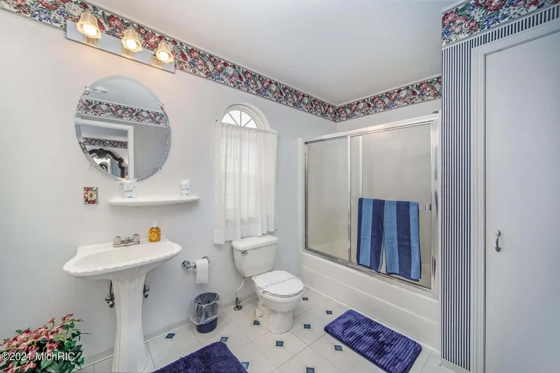 6767 Pleasantview Road, Harbor Springs, MI 49740, Wequetonsing, Michigan, United States. - Photo 34