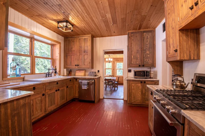 3948 Rive du Lac-Tremblant, Mont-Tremblant, Quebec, Canada. - Photo 22