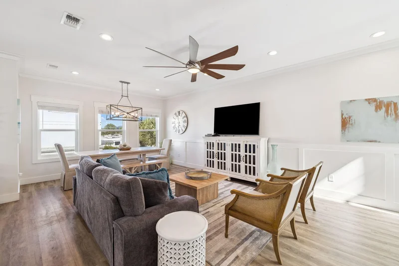 Miramar Beach, Florida, United States. - Photo 11
