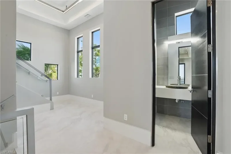 3050, Fort Myers Beach, Florida, United States. - Photo 10