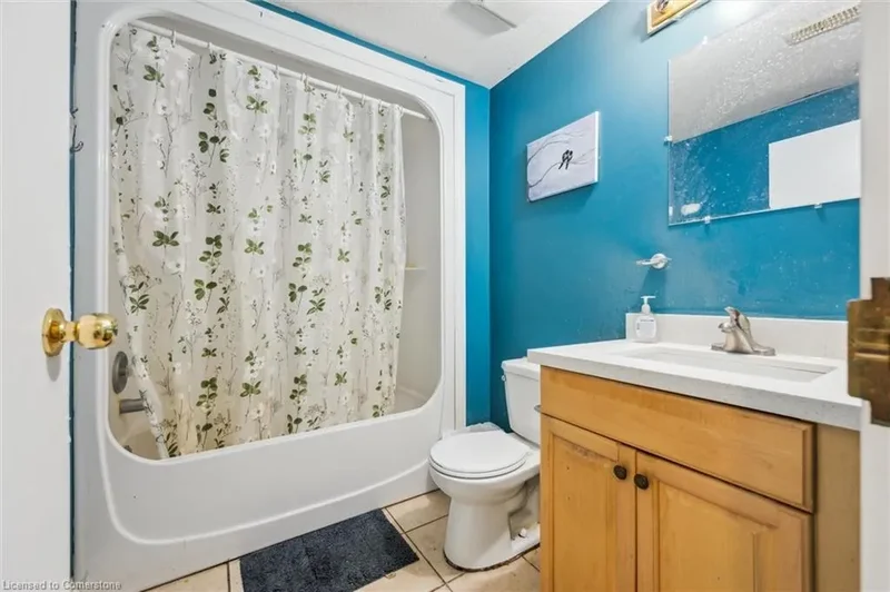 155 University Avenue E, Waterloo, Ontario, Canada. - Photo 26