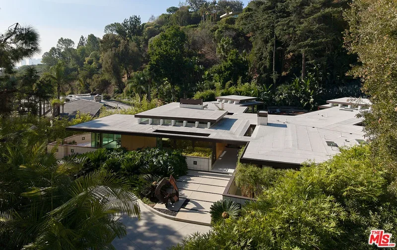 1061 Loma Vista Dr, Beverly Hills, CA 90210, Beverly Hills, California, United States. - Photo 10