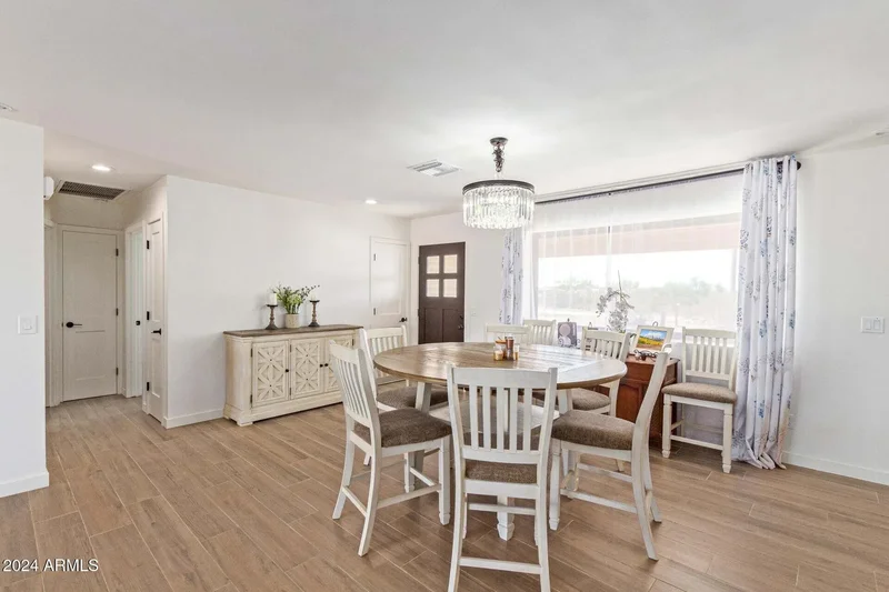 122 W Foothill Street, Apache Junction, AZ 85120, Apache Junction, Arizona, United States. - Photo 6