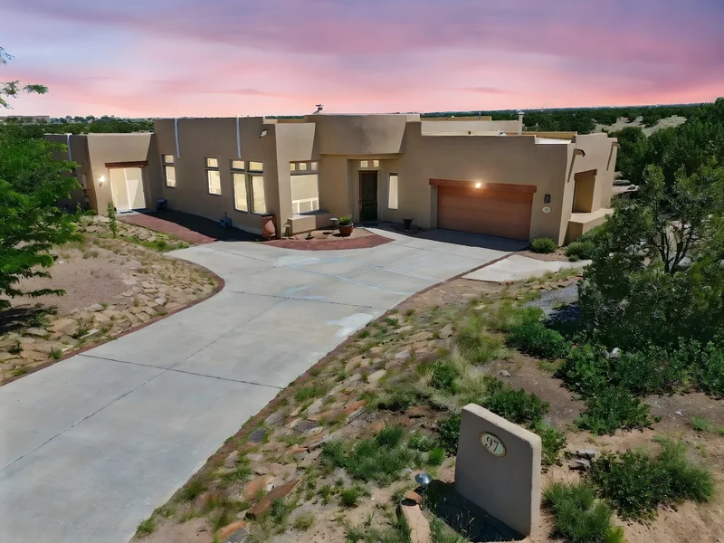 97 E Chili Line Road, Santa Fe, NM 87508, Santa Fe, New Mexico, United States. - Photo 52