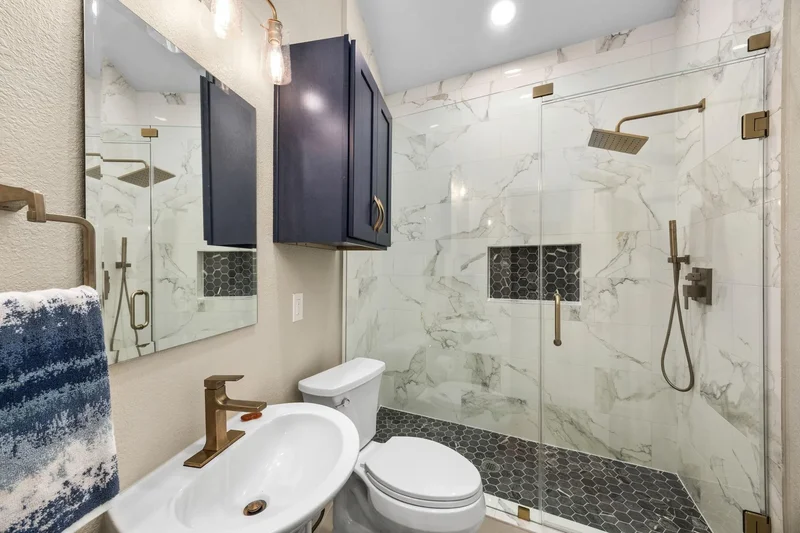 17002 Bobcat Trail, Houston, Texas, United States. - Photo 24